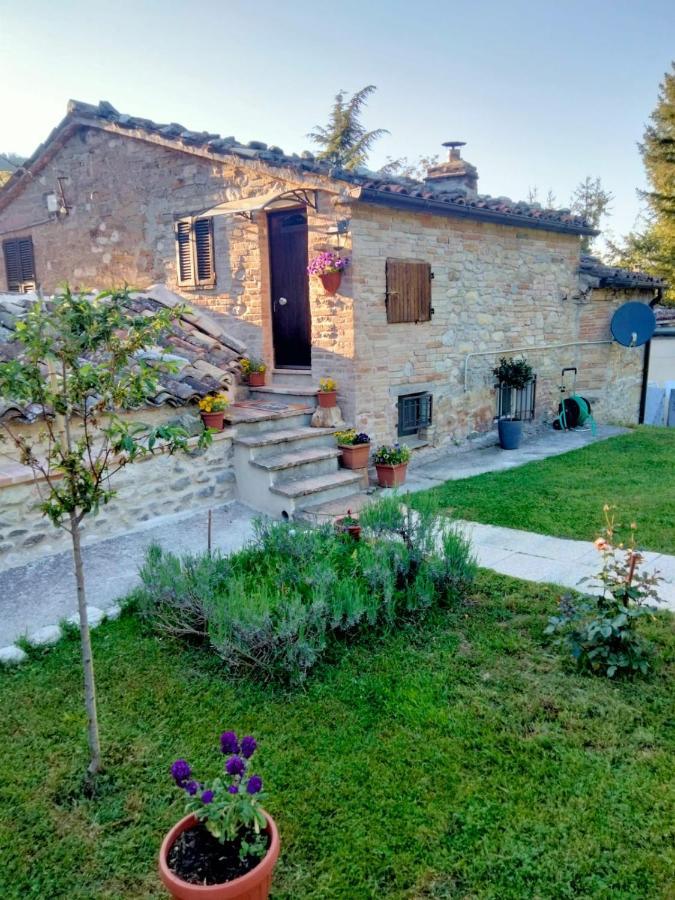 Il Giardino Dei Sogni Bed & Breakfast Montefortino Екстериор снимка